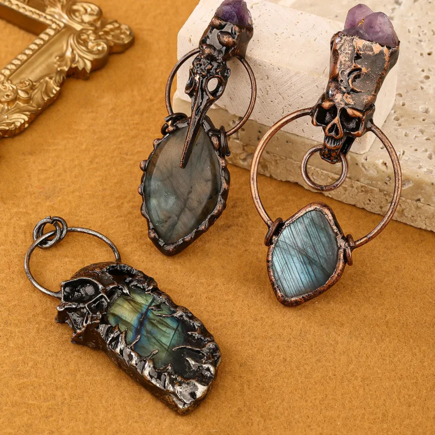 Labradorite Skull Pendant Necklace – Natural Crystal Statement Jewelry