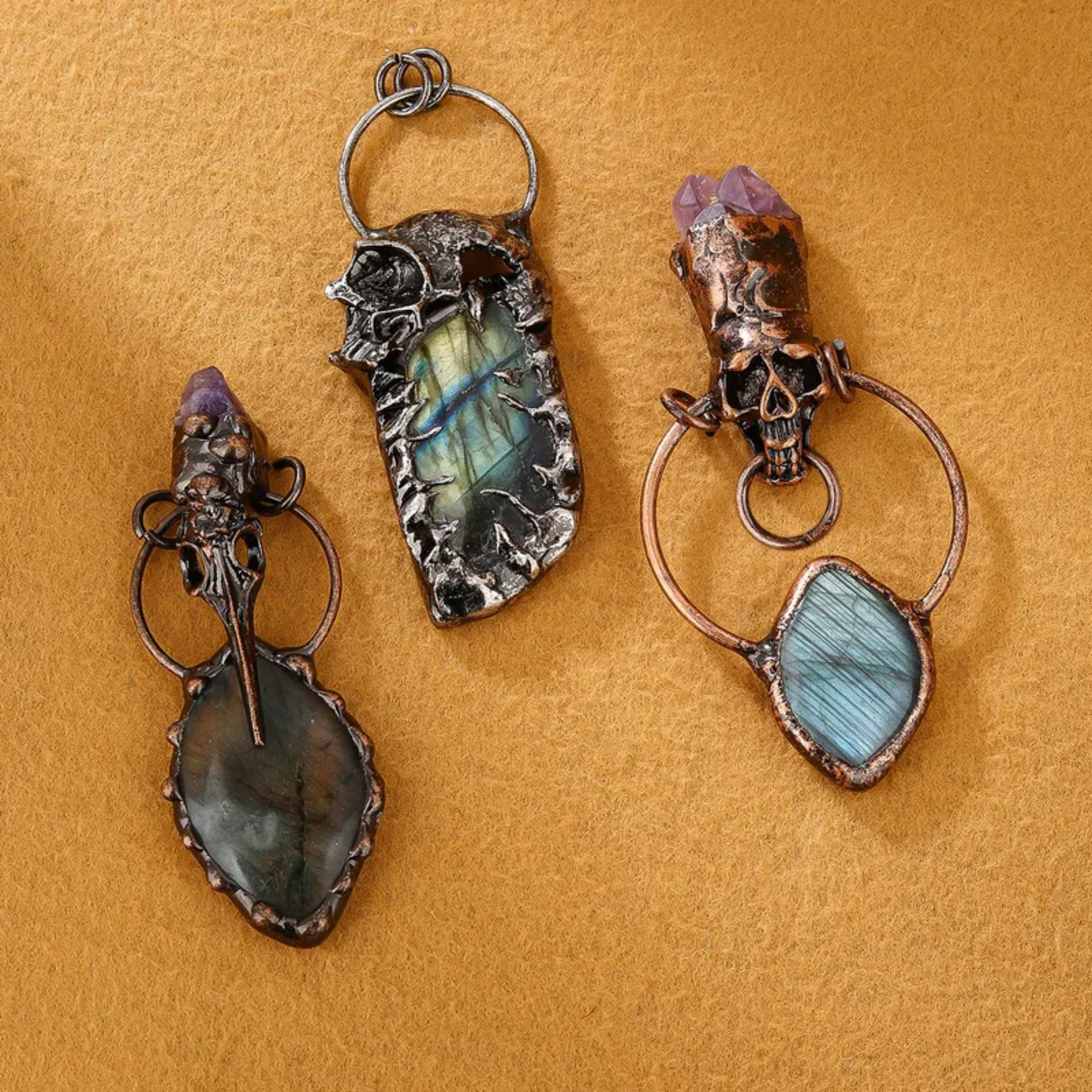 Labradorite Skull Pendant Necklace – Natural Crystal Statement Jewelry