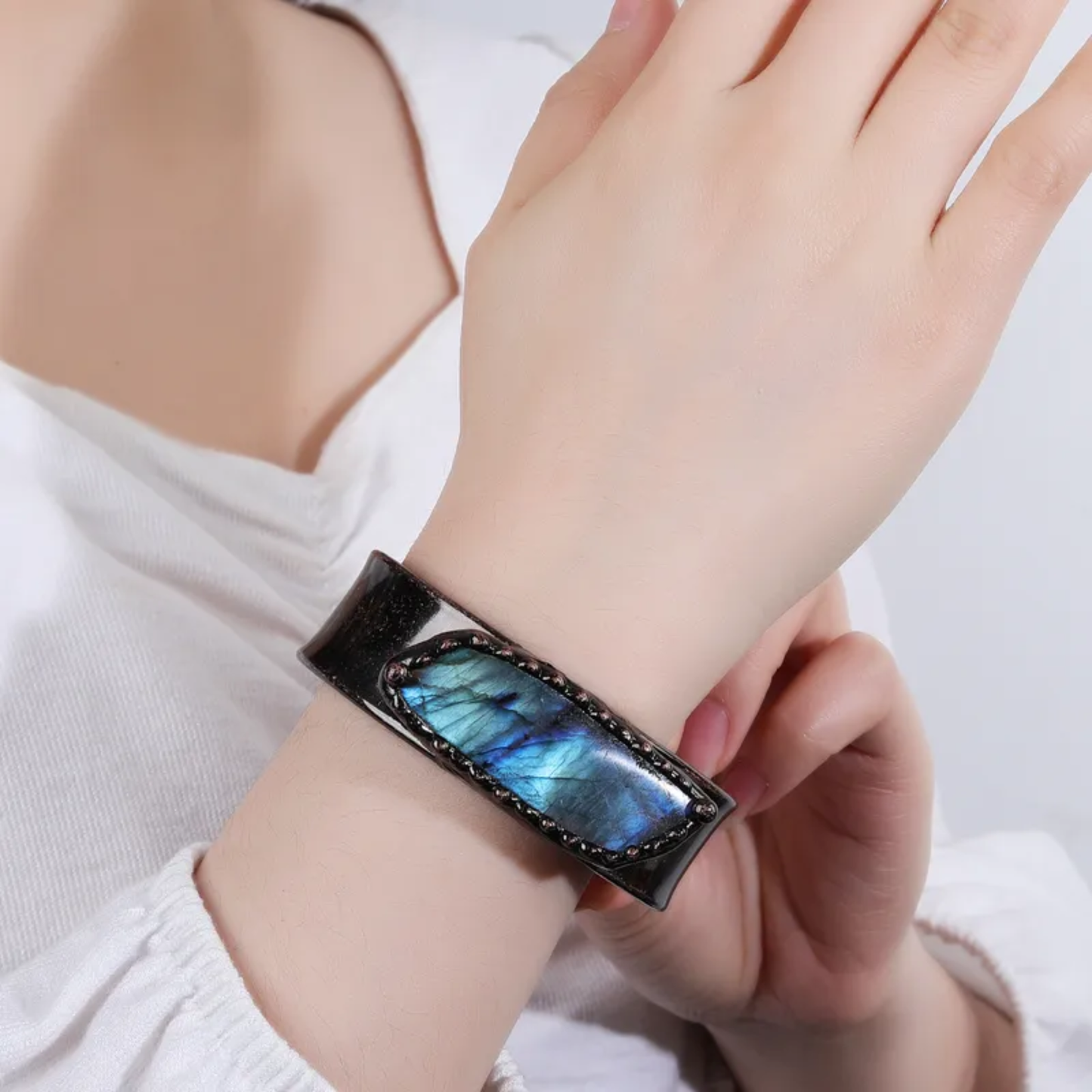 Baroque Labradorite Wide Bracelet – Punk Geometric Statement Bangle
